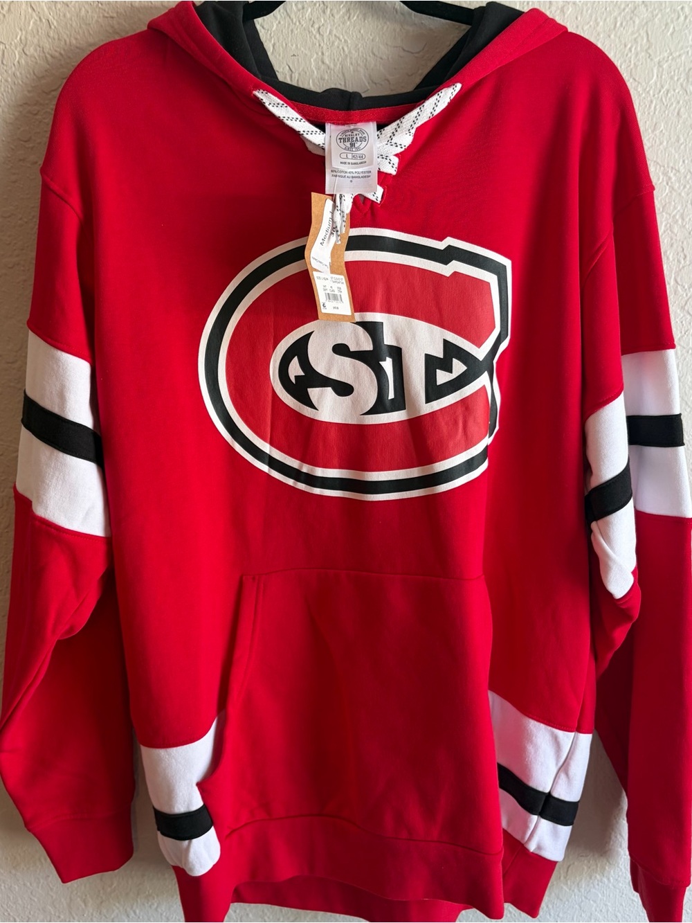 St. Cloud State Huskies Rivalry Threads Red Hockey Hoodie - Men’s Large NWT